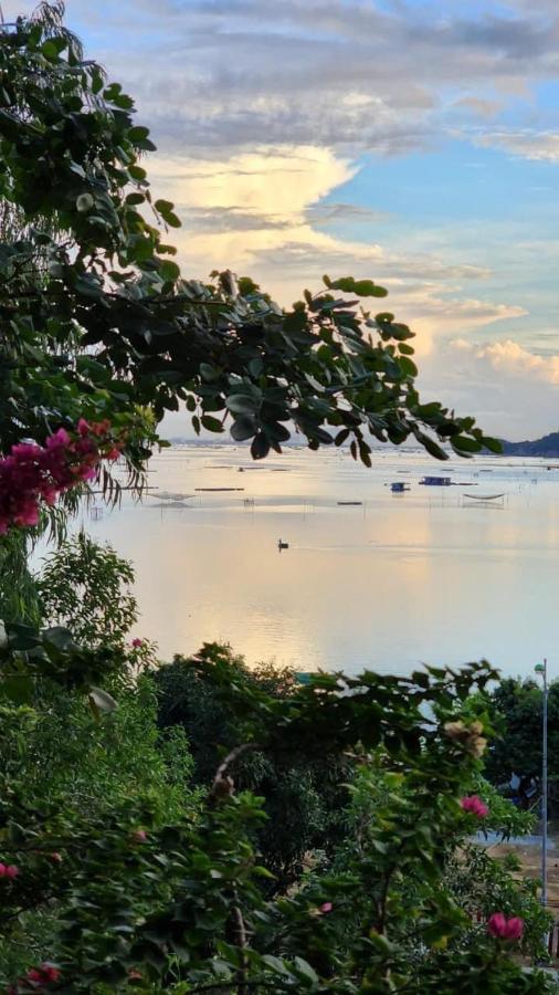 Thanh Nhi Homestay คัมรานห์ ภายนอก รูปภาพ
